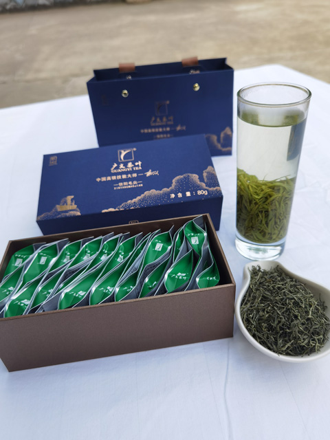 【大別山精神系列一珍品信陽毛尖茶伴手禮（匠心）】大別山脈、核心產區(qū)、高山茶園、匠心制作  980元/盒